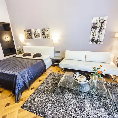 Matei Corvin * Kolozsvár